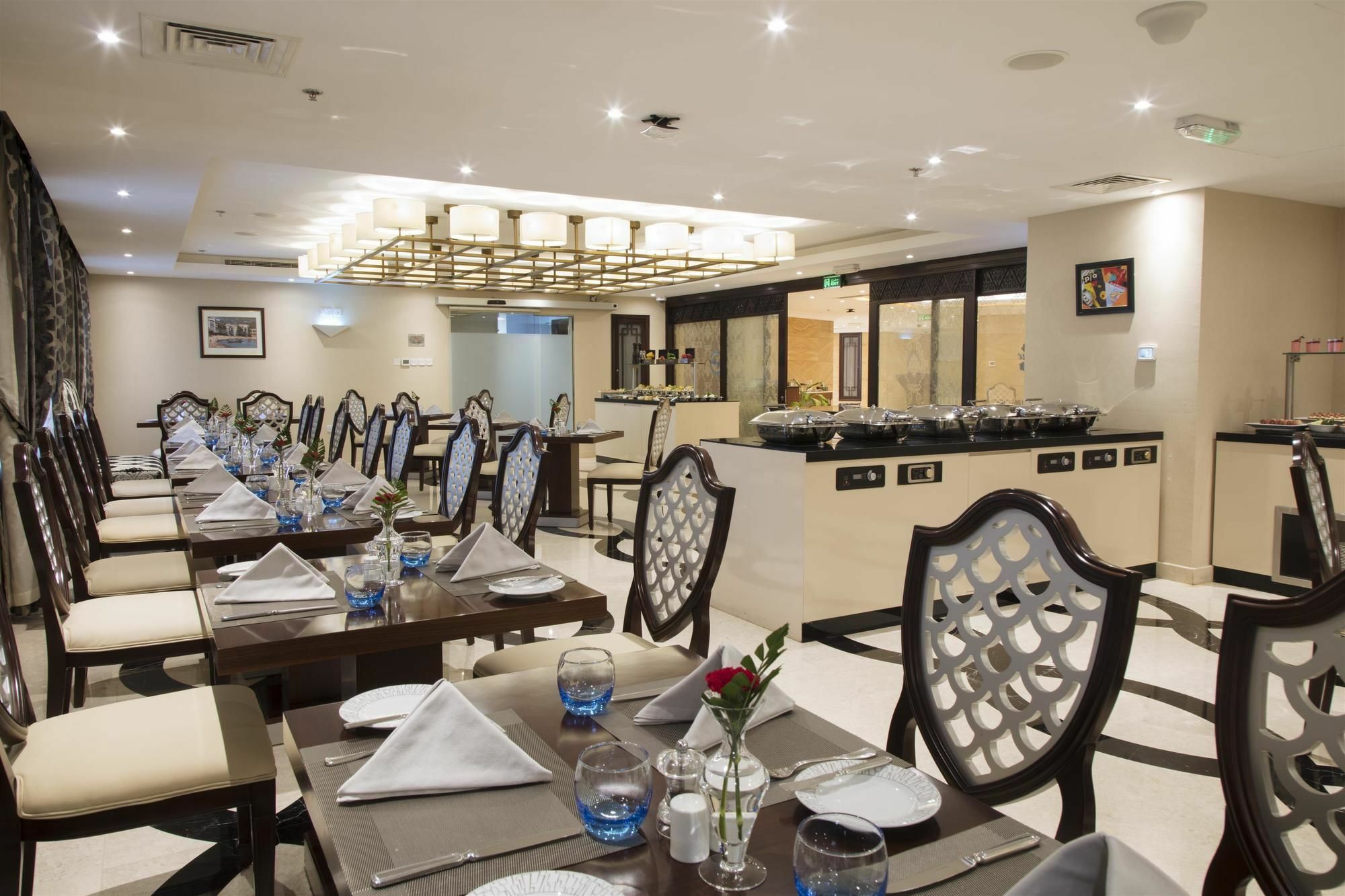 Coral Muscat Hotel And Apartments Εξωτερικό φωτογραφία