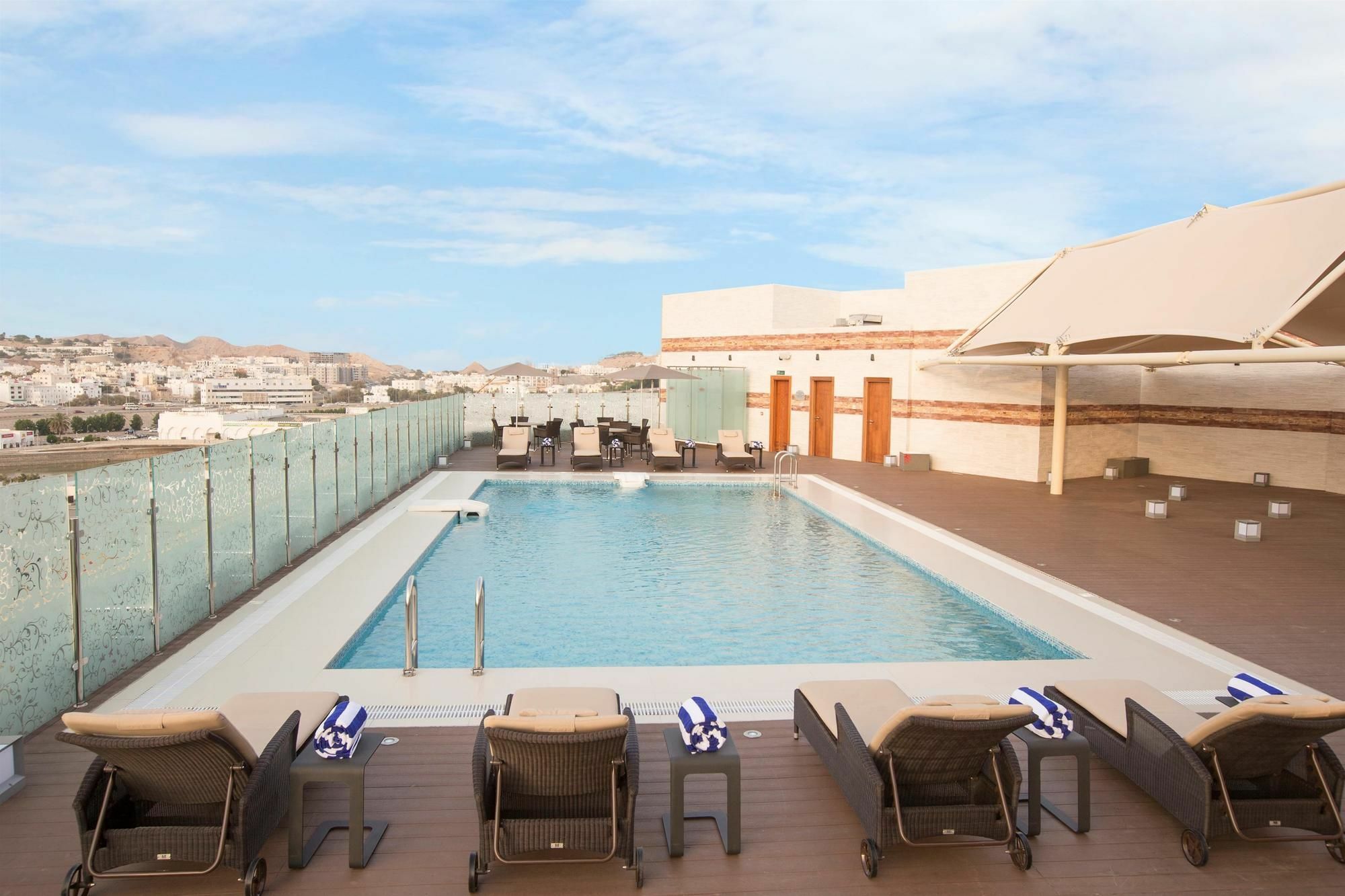 Coral Muscat Hotel And Apartments Εξωτερικό φωτογραφία