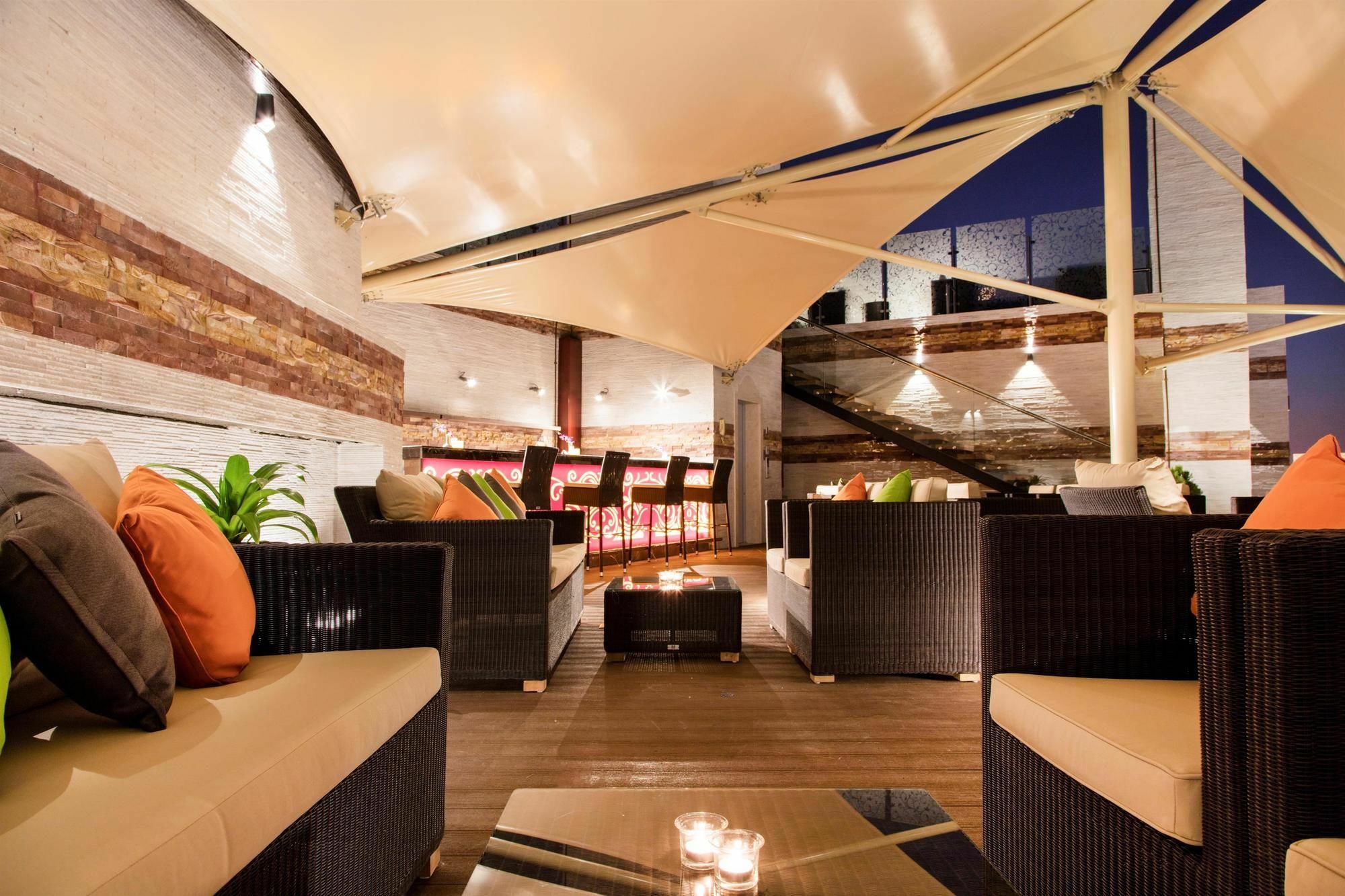 Coral Muscat Hotel And Apartments Εξωτερικό φωτογραφία